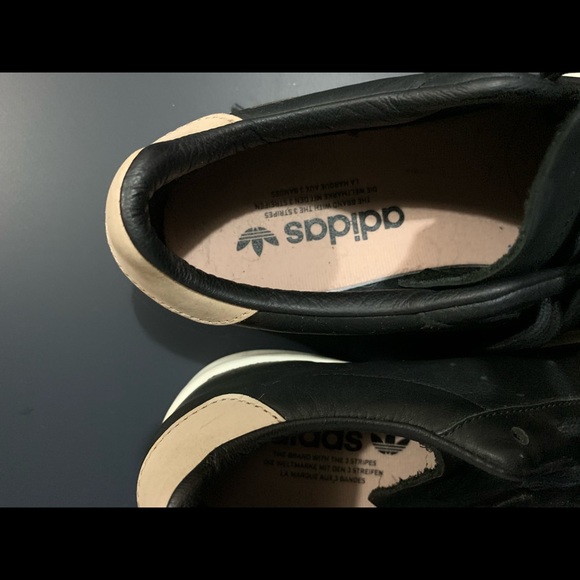 Adidas shoes for women - Picture 4 of 6